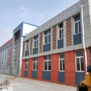 花园式独家院落厂房，低价出租